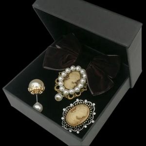 ✨ Elegant Retro Style Bow Brooch and Pearl Pin Cameo Set